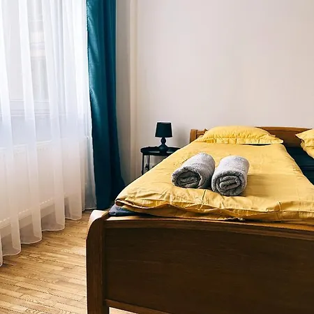 Апартаменты Center Free Parking